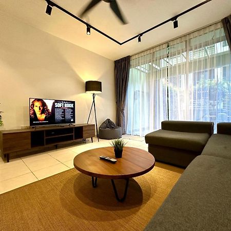 Bnb Cozy Homestay @ Cyberjaya Esterno foto